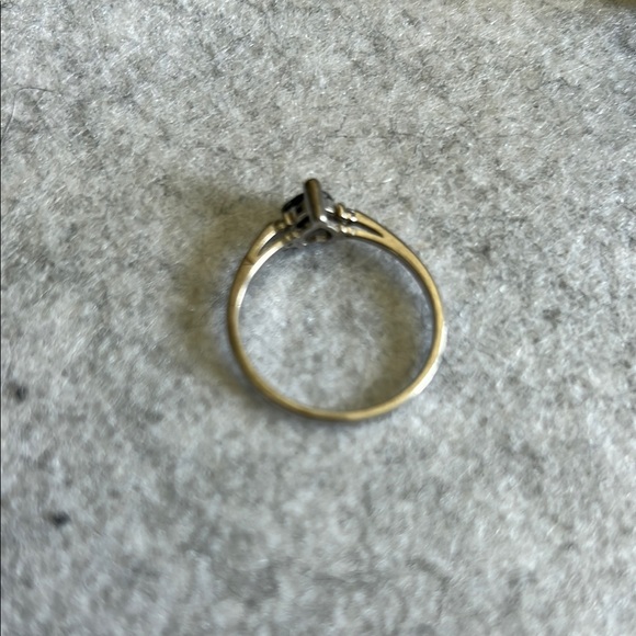 925 Sterling Silver Lab Created Onyx Heart Cubic Zerconia Ring - Picture 10 of 16